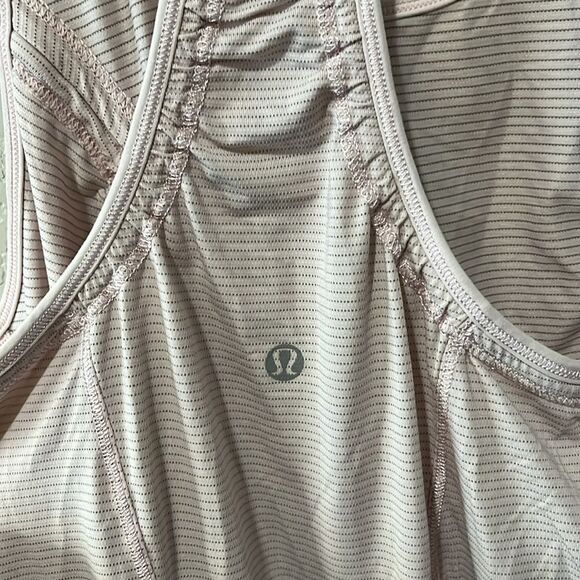 LULULEMON Just Wanna Run Tank, Pink/Grey Stripe, Size 6 - Picture 10 of 11